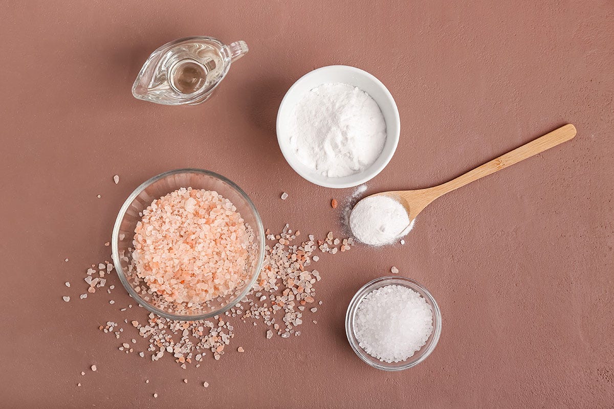 Ingredients for making bath bombs